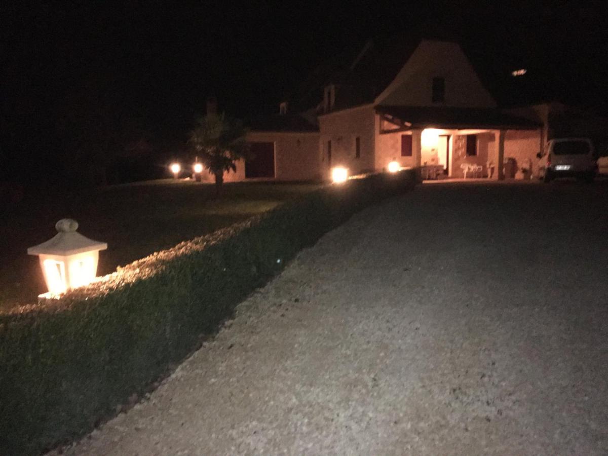 Bed and Breakfast Chez Bernadette Et Victor Vitrac  Exterior foto